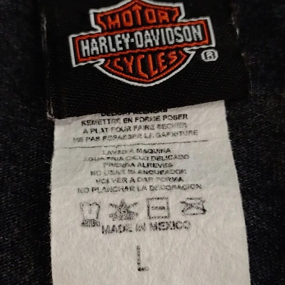 Harley-Davidson Women's Gray V-Neck  Embellished Cross Shortsleeve T-shirt Sz L